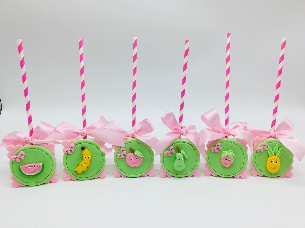 Cake pop (bolo no palito)